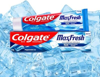 Colgate MaxFresh Toothpaste Blue Gel Paste with Menthol Toothpaste, (150g)